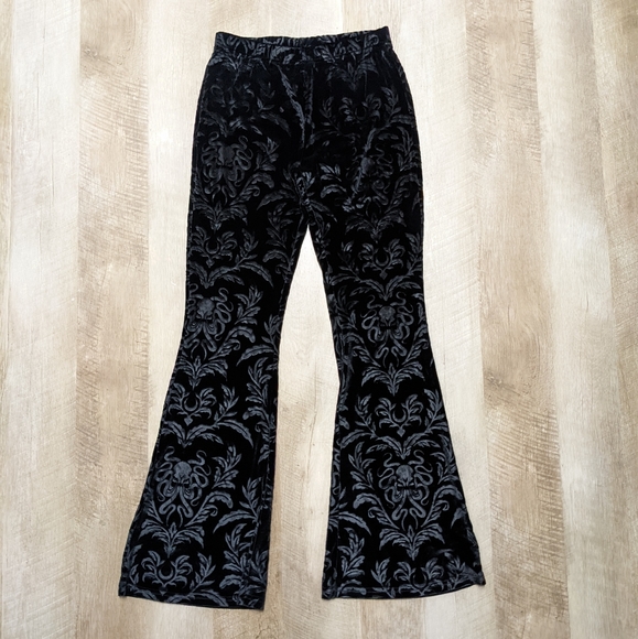 Black Velvet Flared Pants Floral Print - Picture 5 of 7